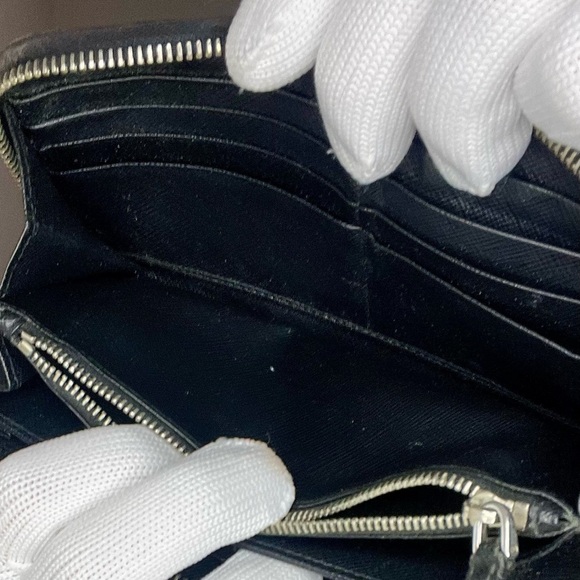 Prada Black Wallet with Yellow Arrow Design - Picture 8 of 8